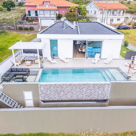 Villa Sousa, By Op